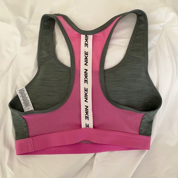 Nike sports bra pink 💕 - Picture 2 of 2